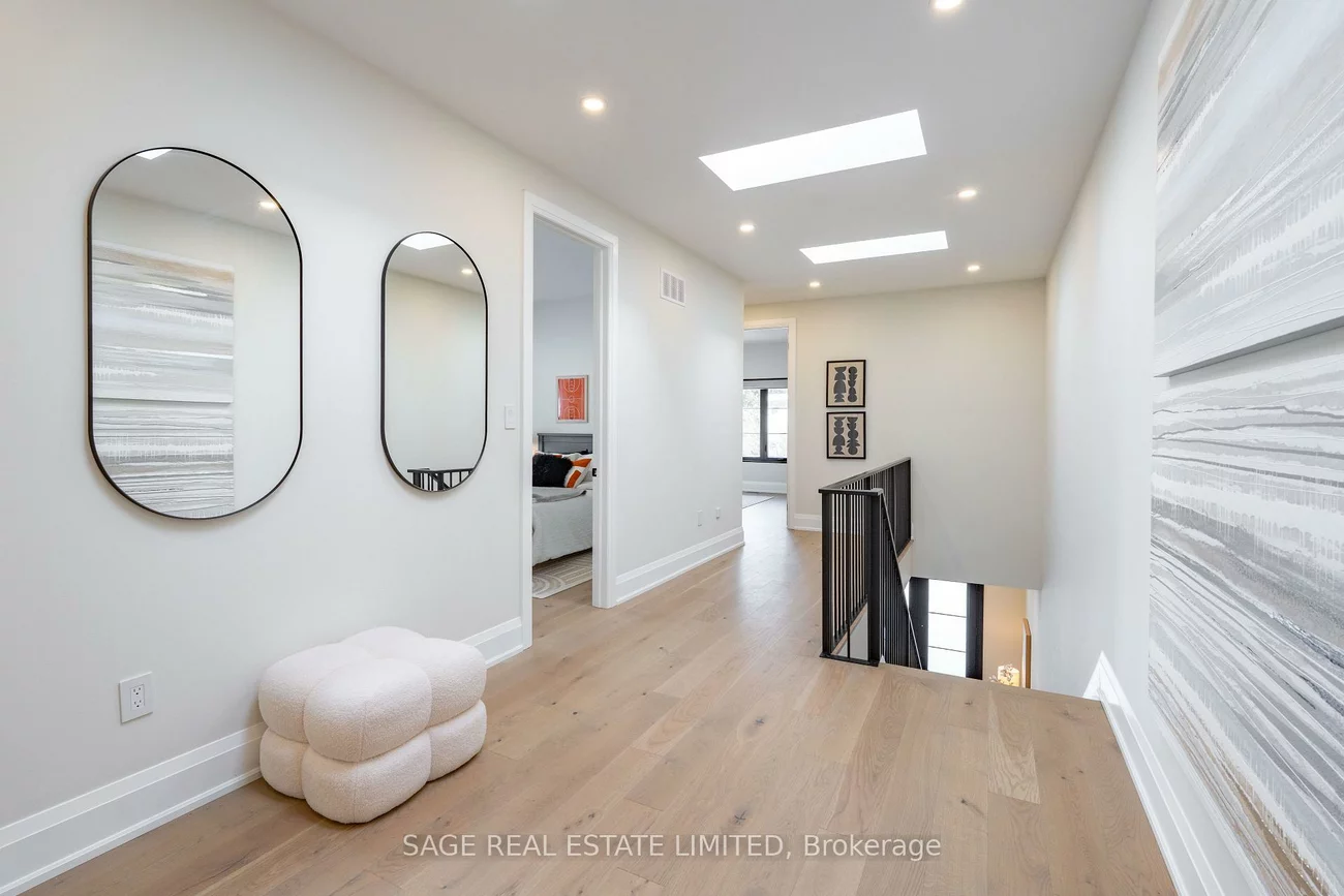 10, Brant, Port Credit, Mississauga