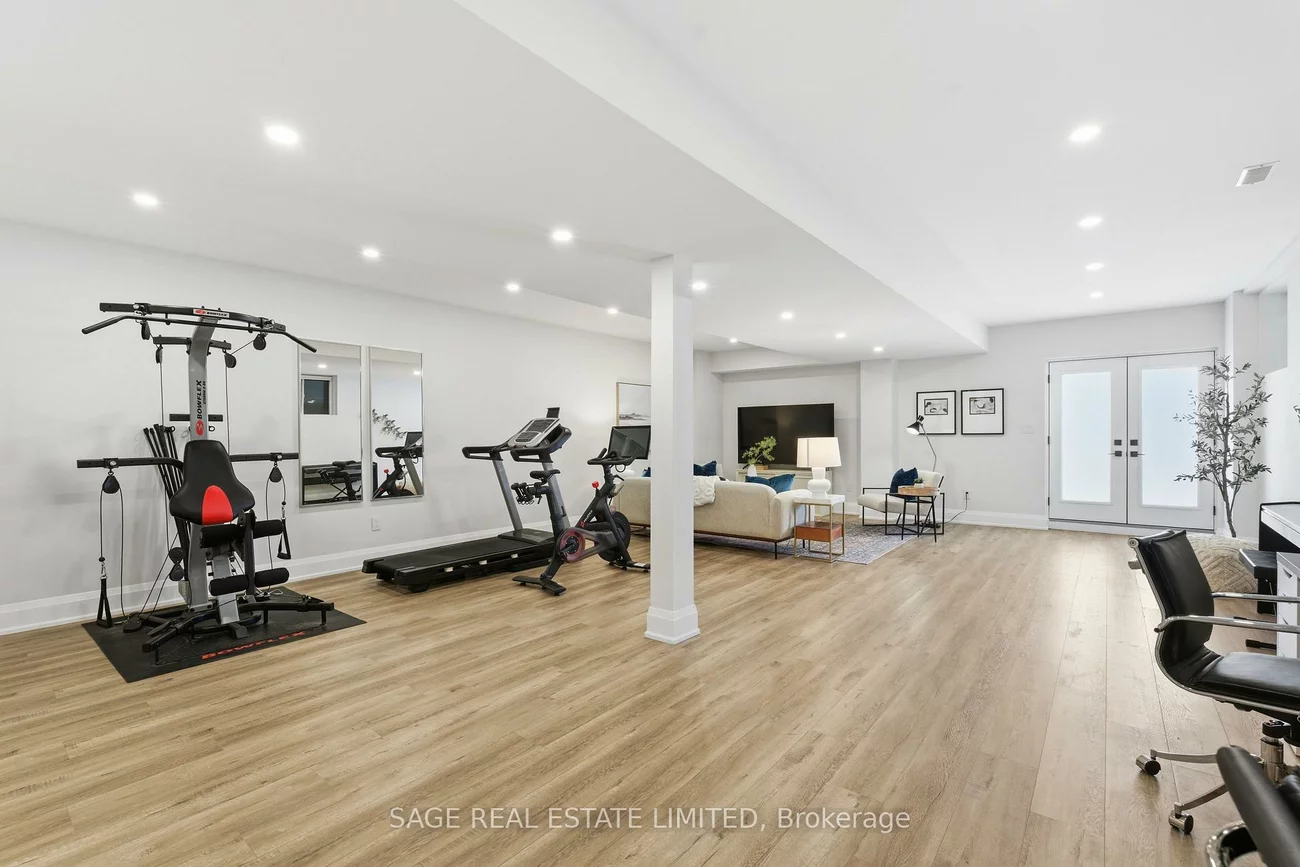 10, Brant, Port Credit, Mississauga