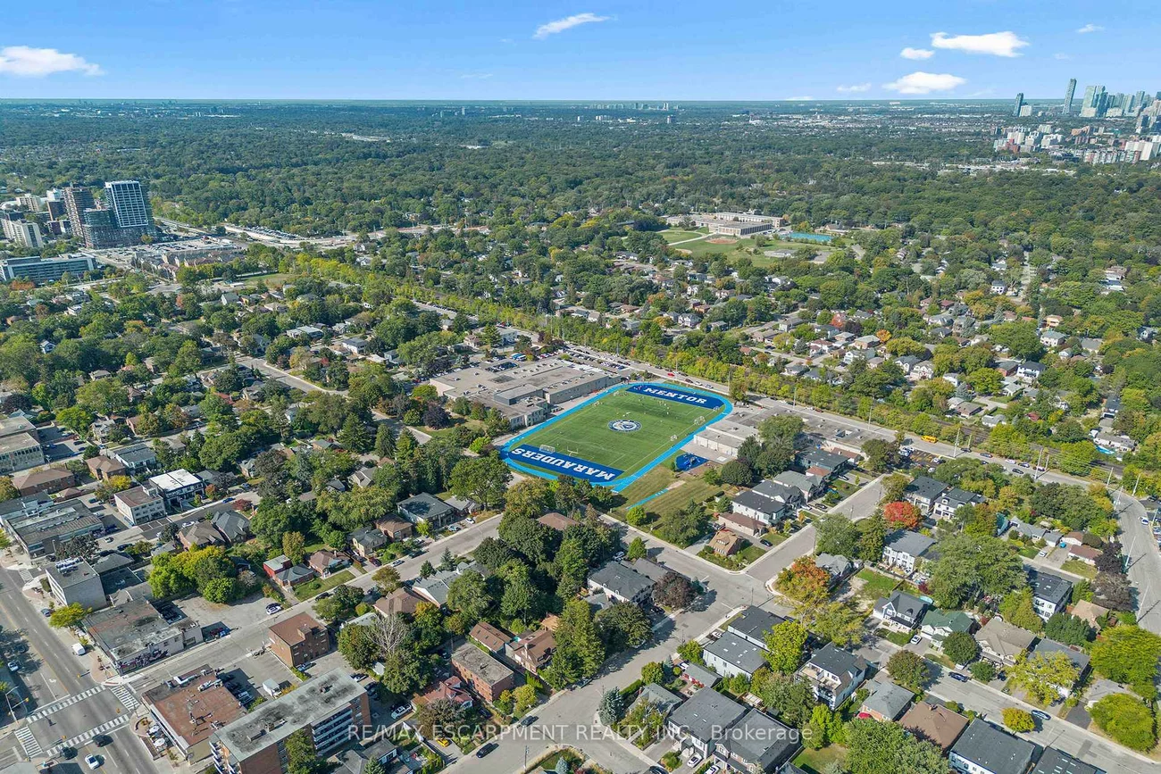 24, Cayuga, Port Credit, Mississauga