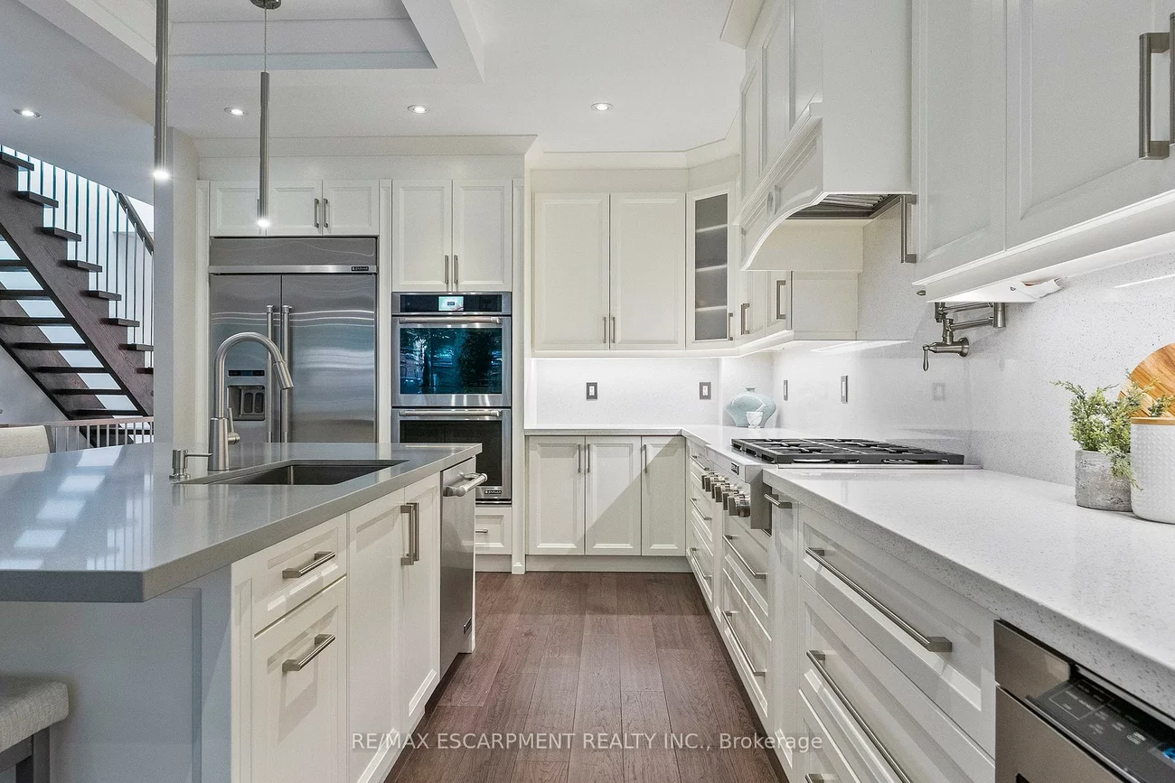 24, Cayuga, Port Credit, Mississauga