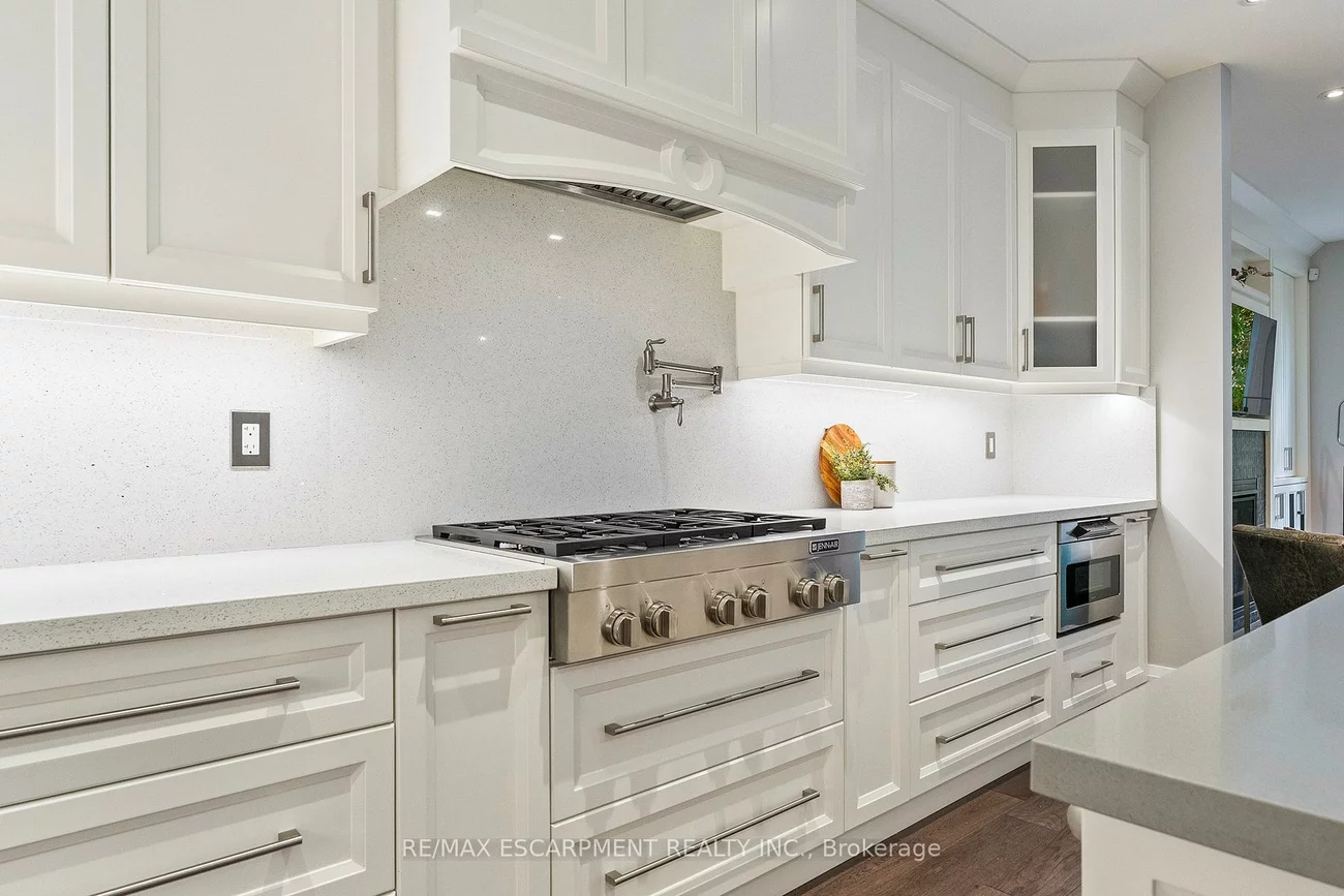 24, Cayuga, Port Credit, Mississauga