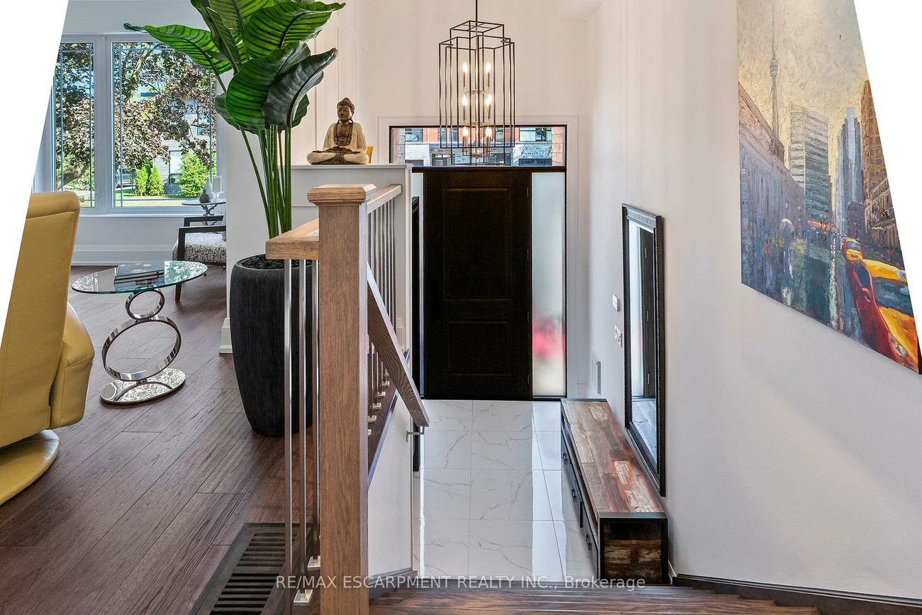 24, Cayuga, Port Credit, Mississauga