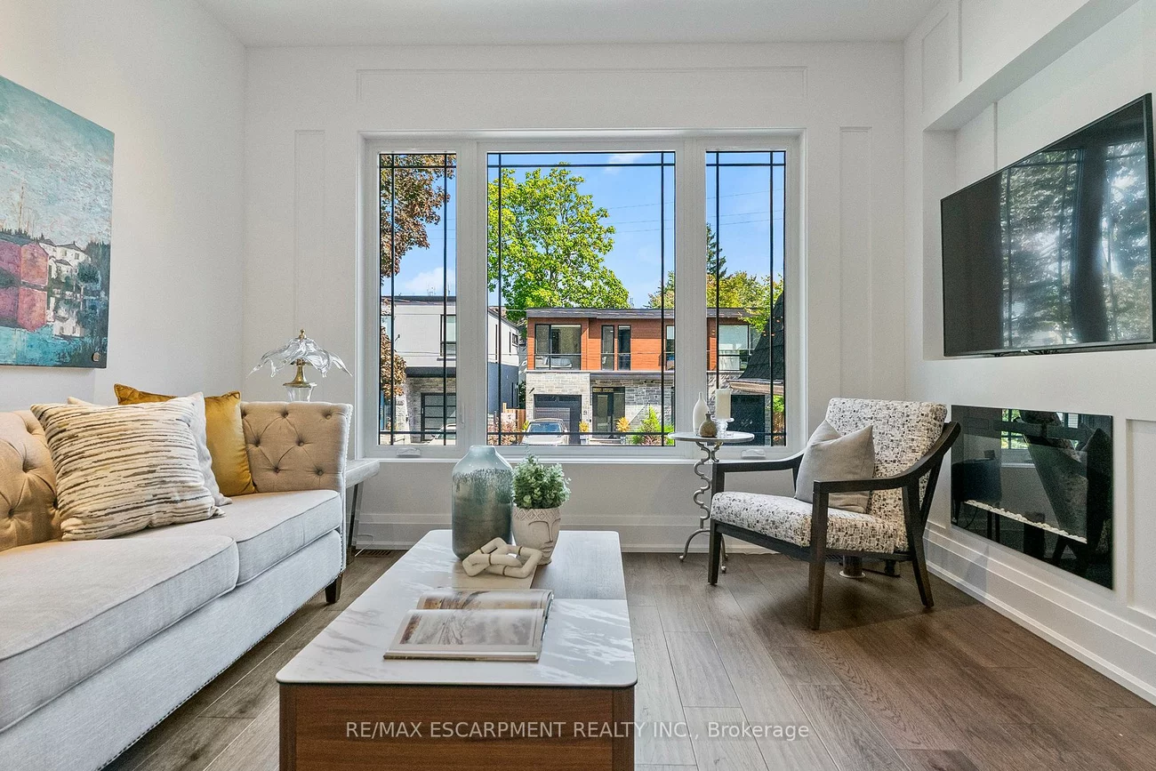 24, Cayuga, Port Credit, Mississauga