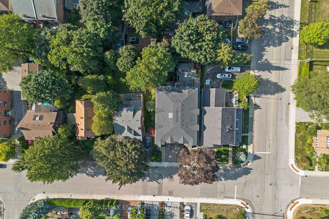 24, Cayuga, Port Credit, Mississauga