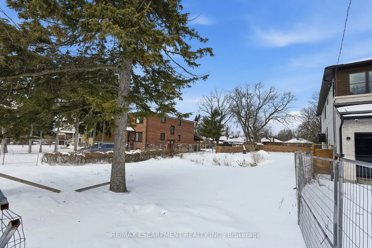 19B, Broadview, Port Credit, Mississauga