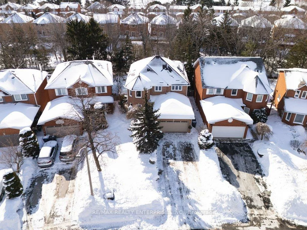 4576, Tribal, Hurontario, Mississauga