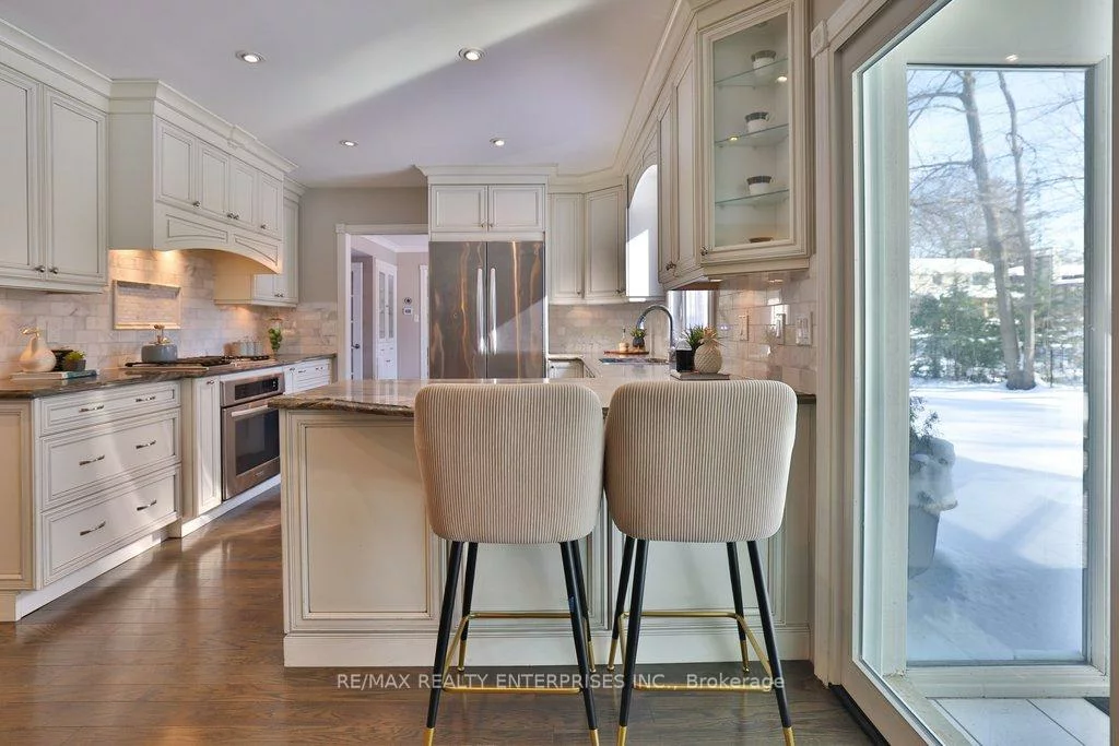 208, Mineola, Mineola, Mississauga