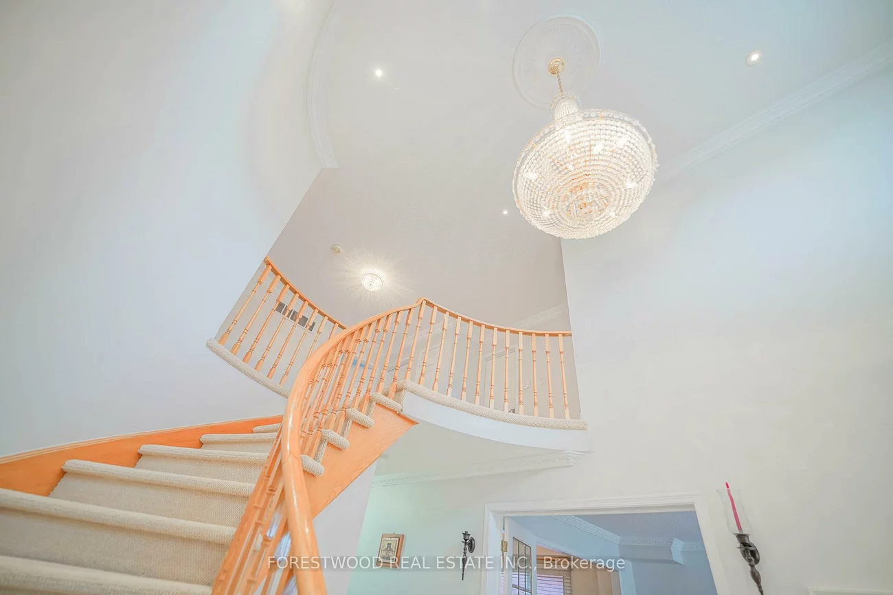 4376, Guildwood, Hurontario, Mississauga