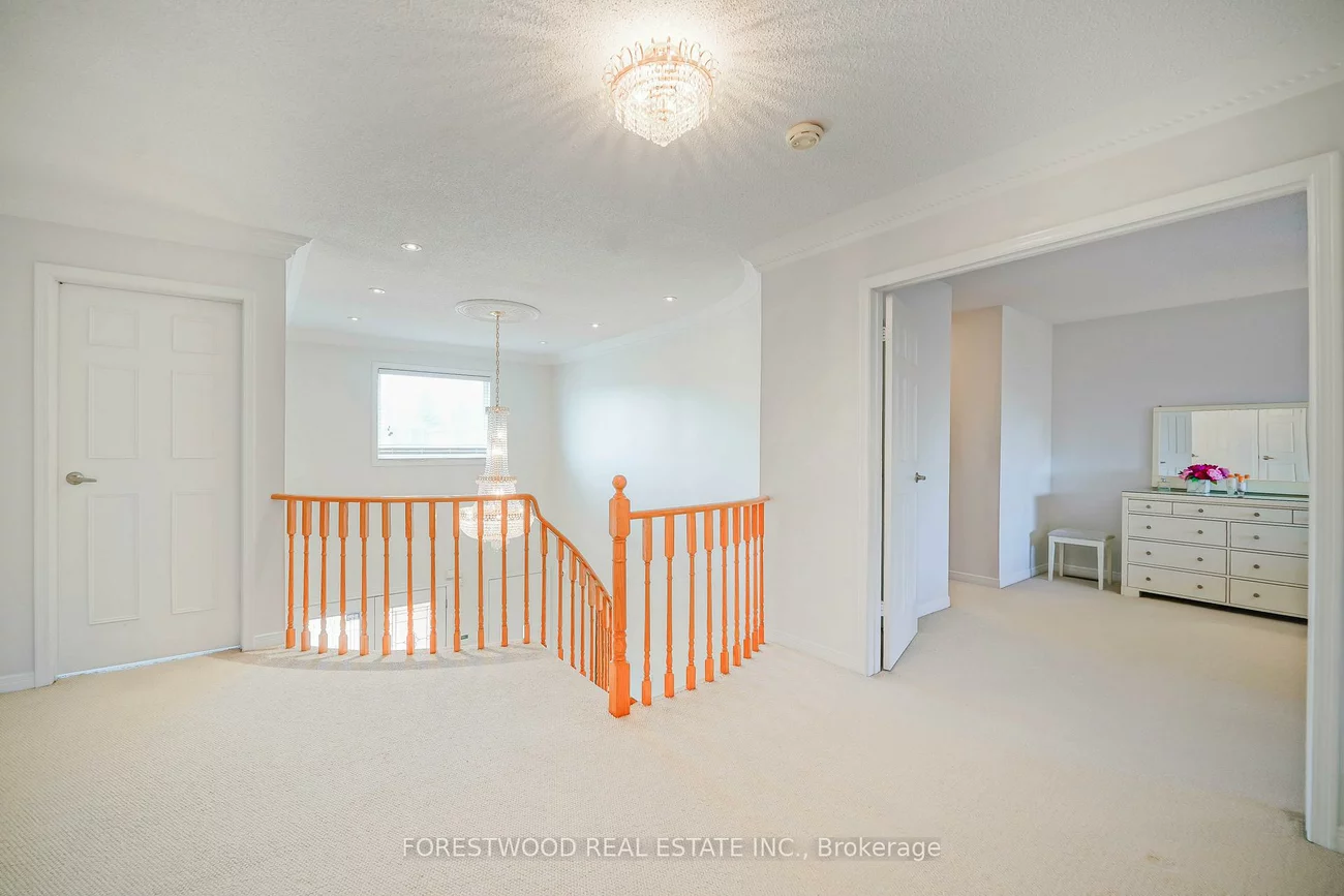 4376, Guildwood, Hurontario, Mississauga