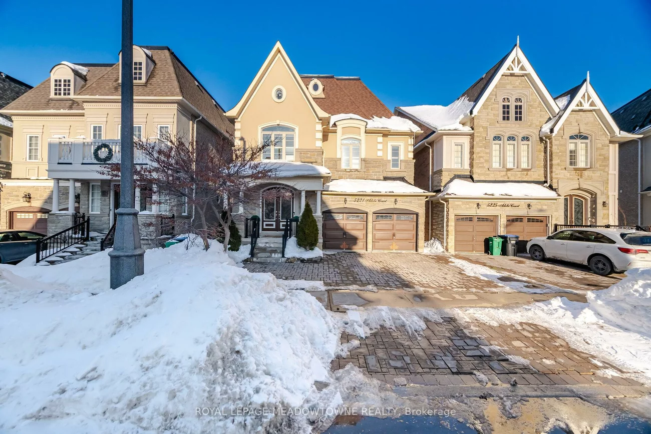 5221, Adobe, Churchill Meadows, Mississauga