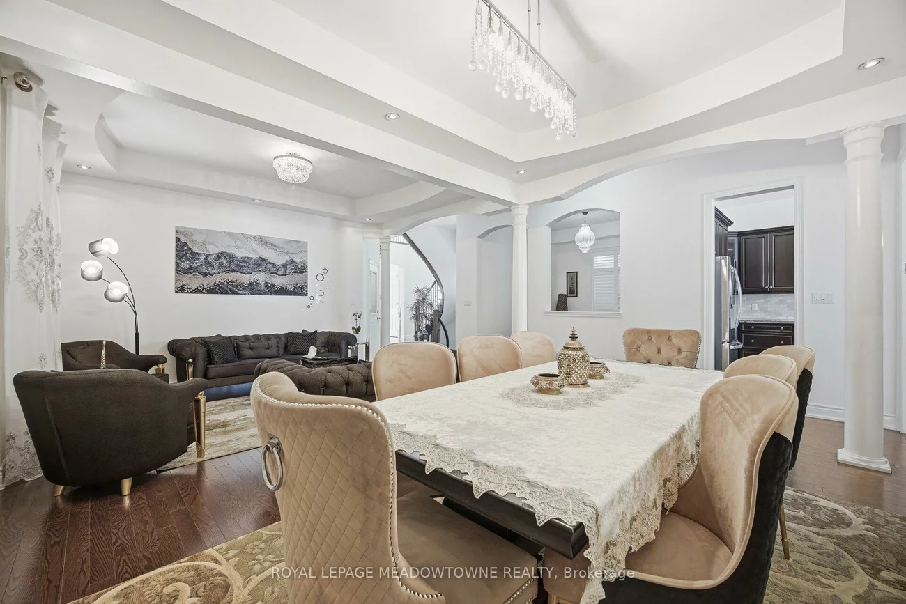 5221, Adobe, Churchill Meadows, Mississauga