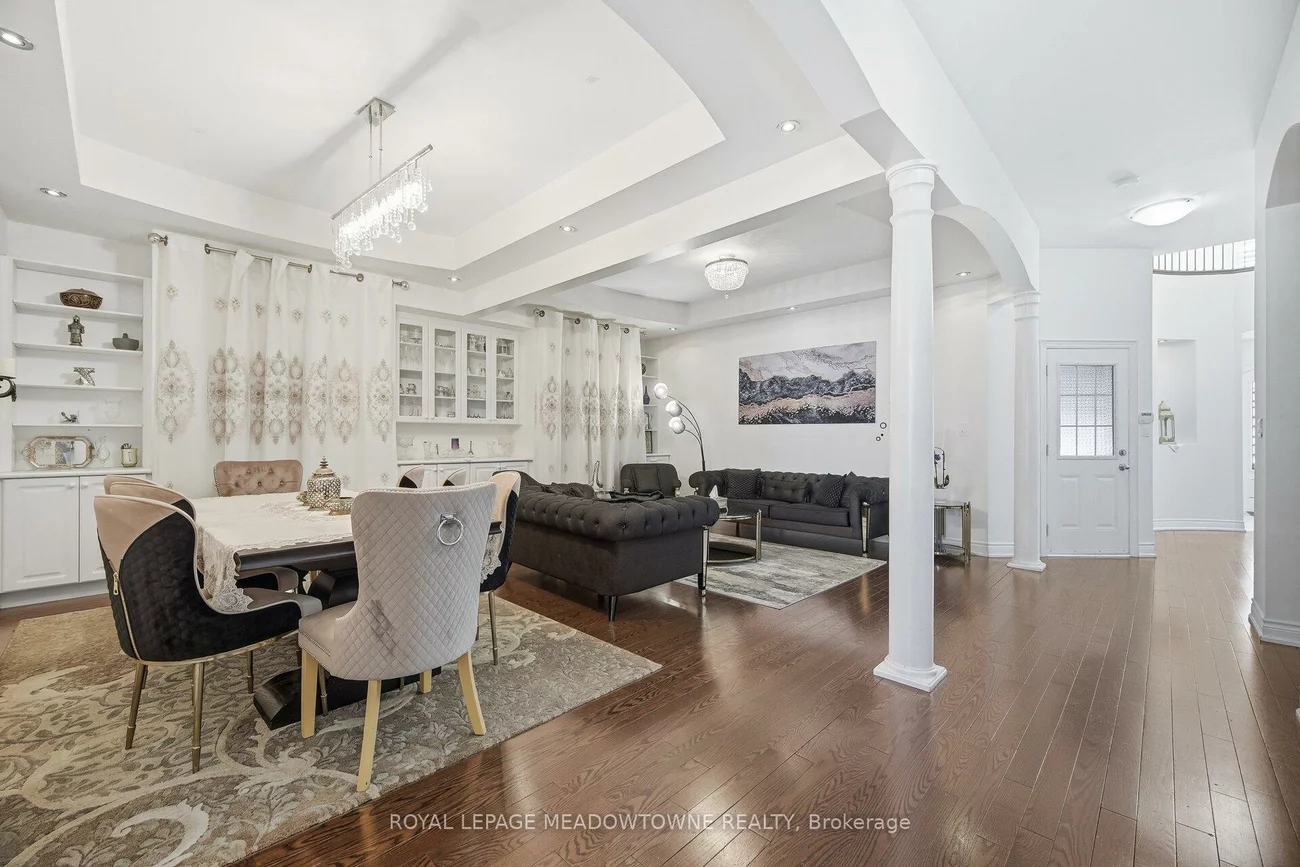 5221, Adobe, Churchill Meadows, Mississauga