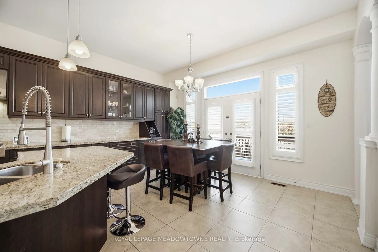 5221, Adobe, Churchill Meadows, Mississauga