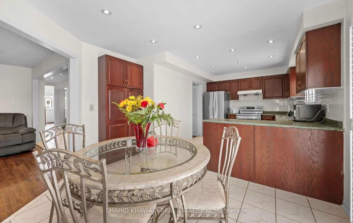 6411, Alderwood, Lisgar, Mississauga