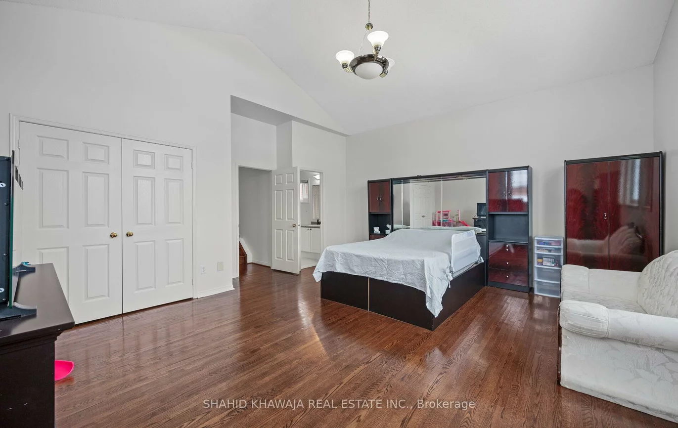 6411, Alderwood, Lisgar, Mississauga