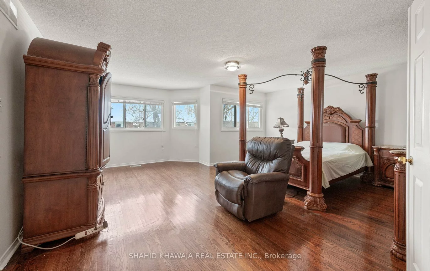 6411, Alderwood, Lisgar, Mississauga