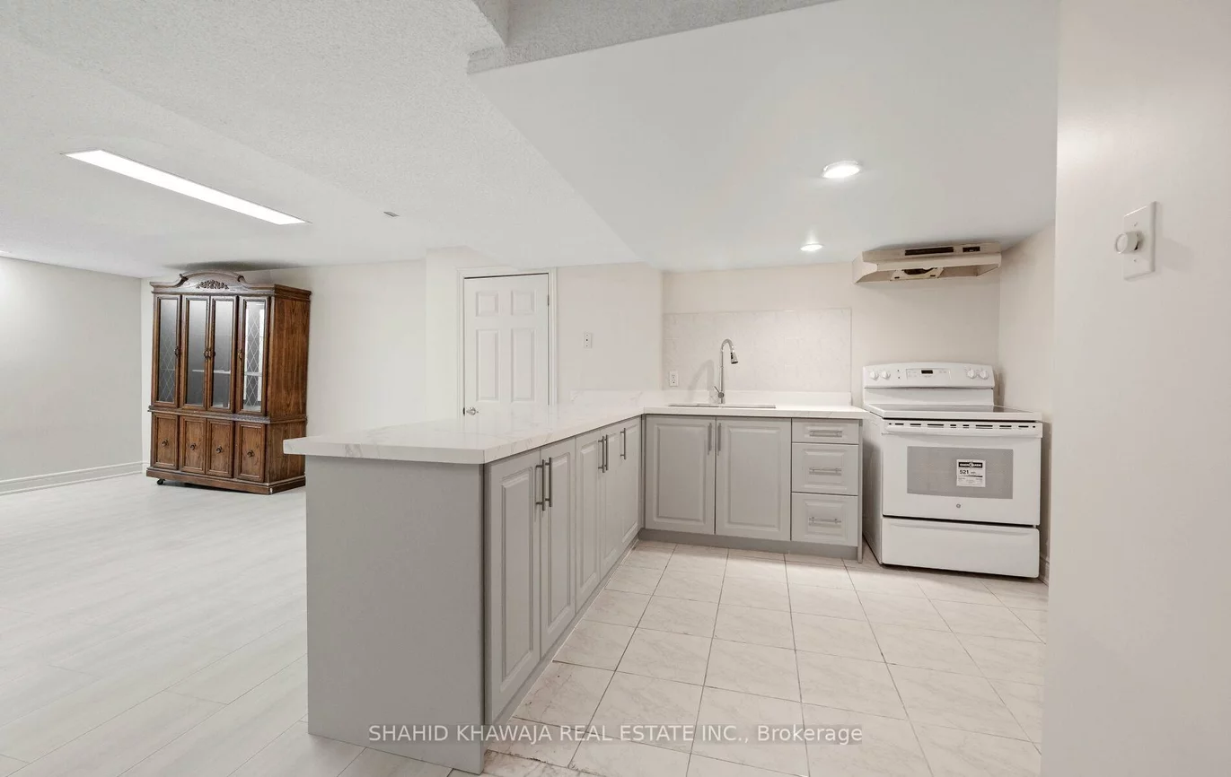 6411, Alderwood, Lisgar, Mississauga