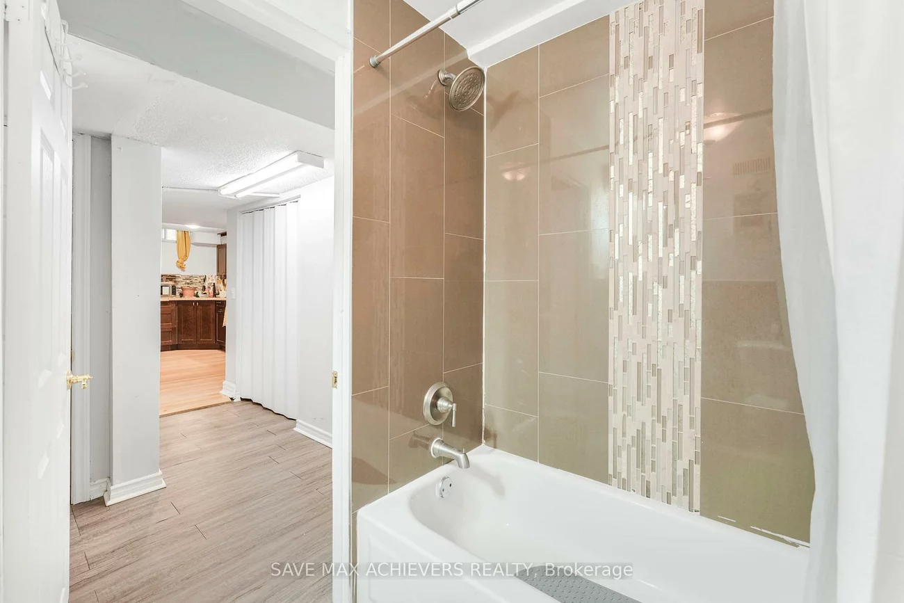 4024, Longo, Malton, Mississauga