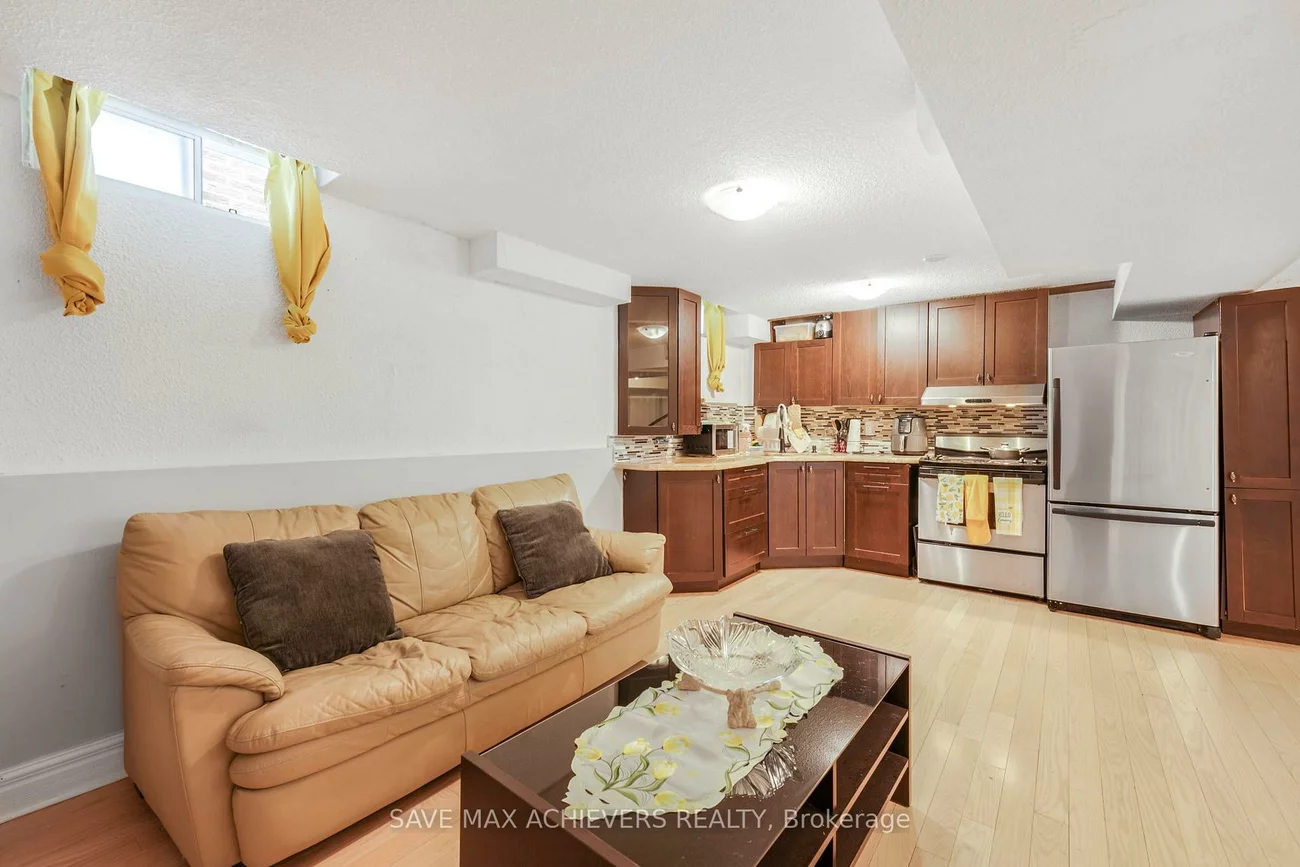 4024, Longo, Malton, Mississauga