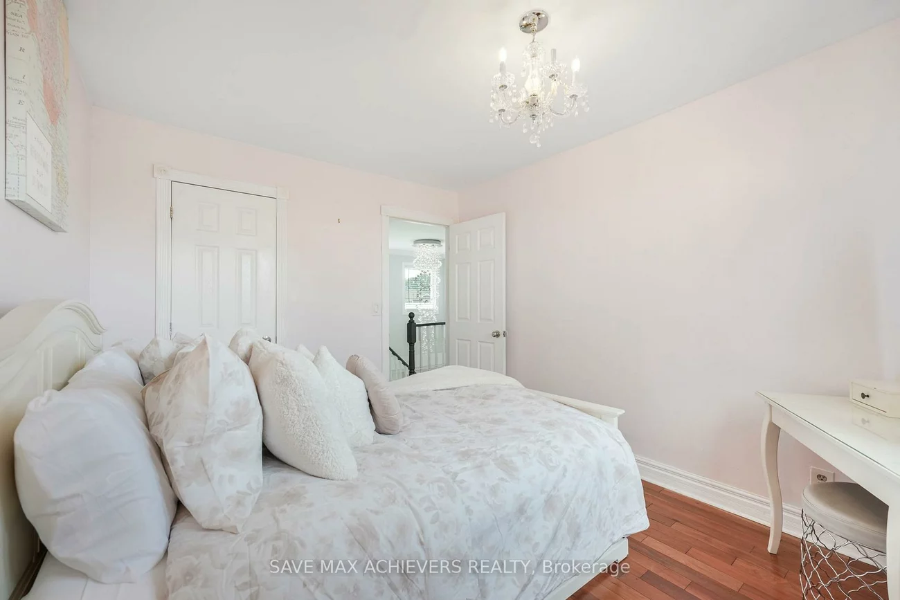 4024, Longo, Malton, Mississauga