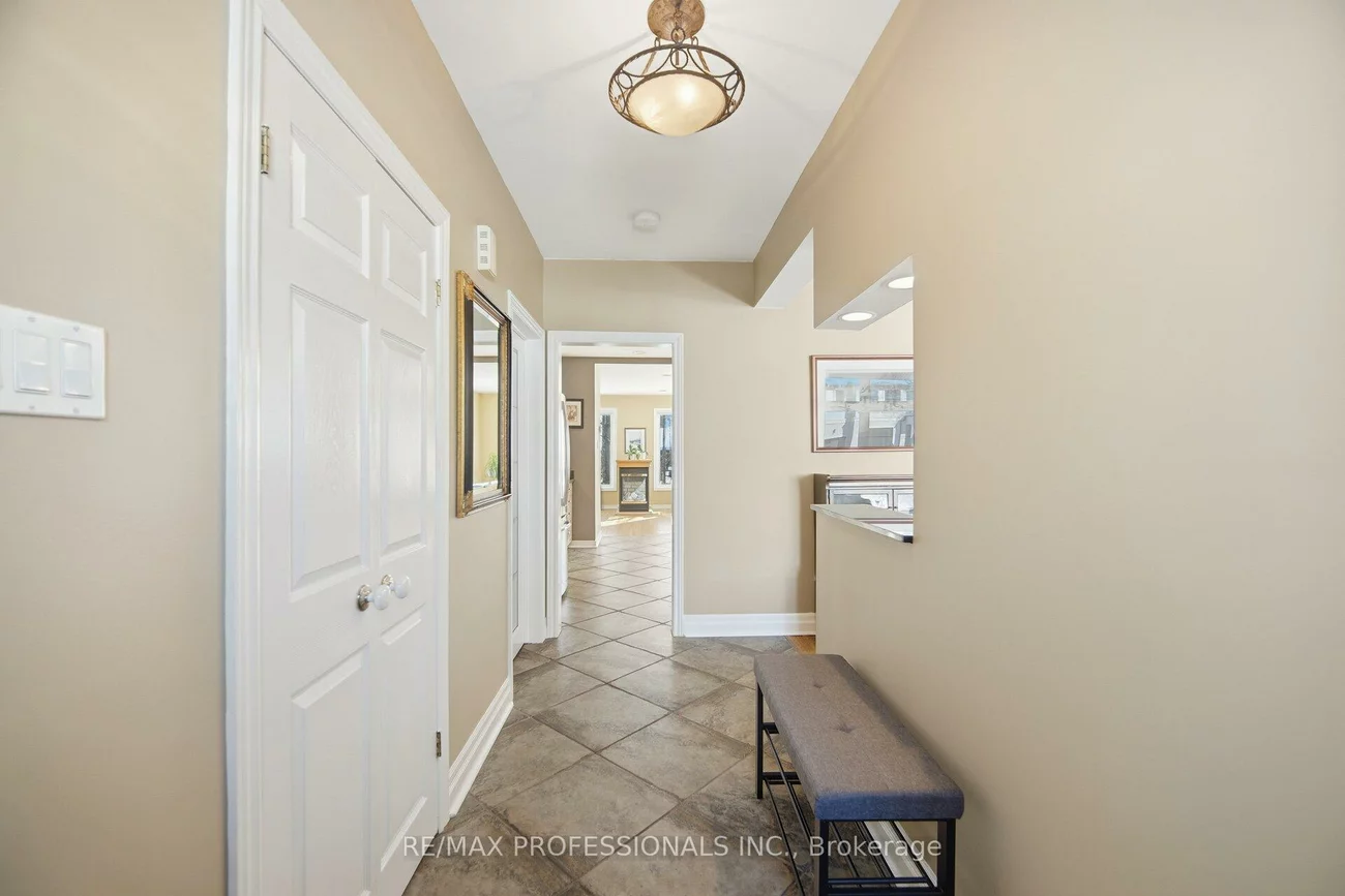 1384, Rometown, Lakeview, Mississauga