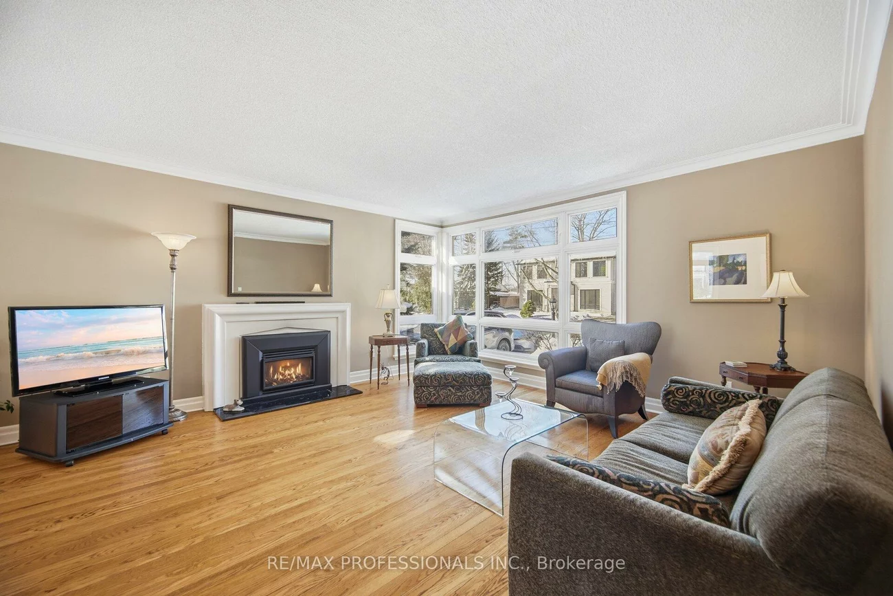 1384, Rometown, Lakeview, Mississauga