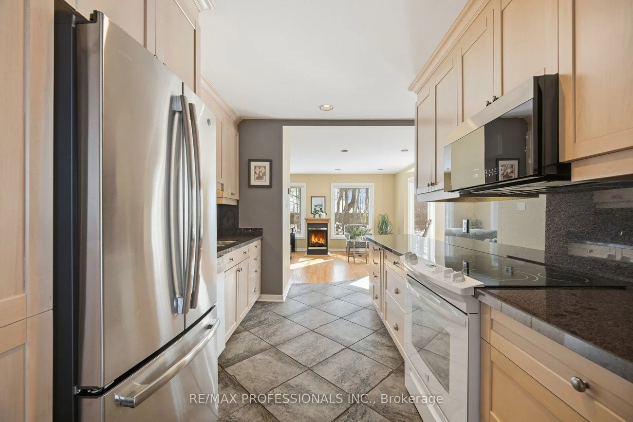 1384, Rometown, Lakeview, Mississauga