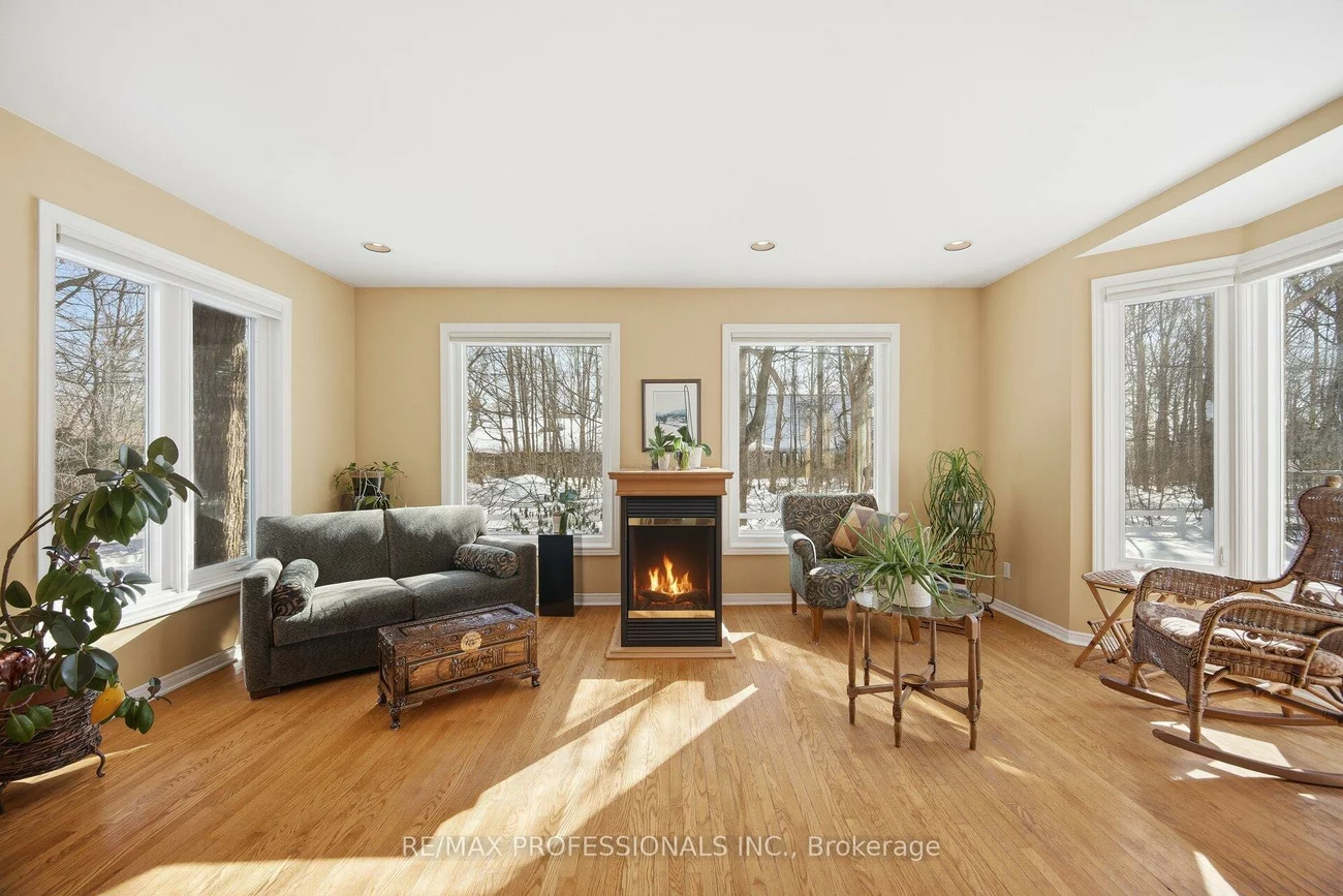 1384, Rometown, Lakeview, Mississauga