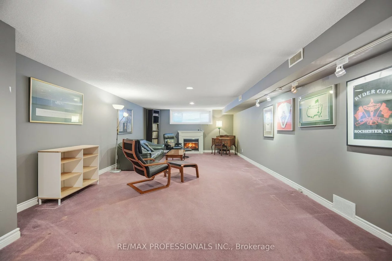 1384, Rometown, Lakeview, Mississauga