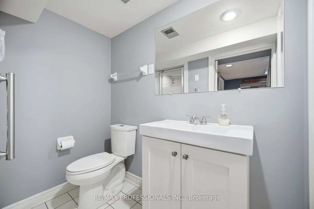 1384, Rometown, Lakeview, Mississauga