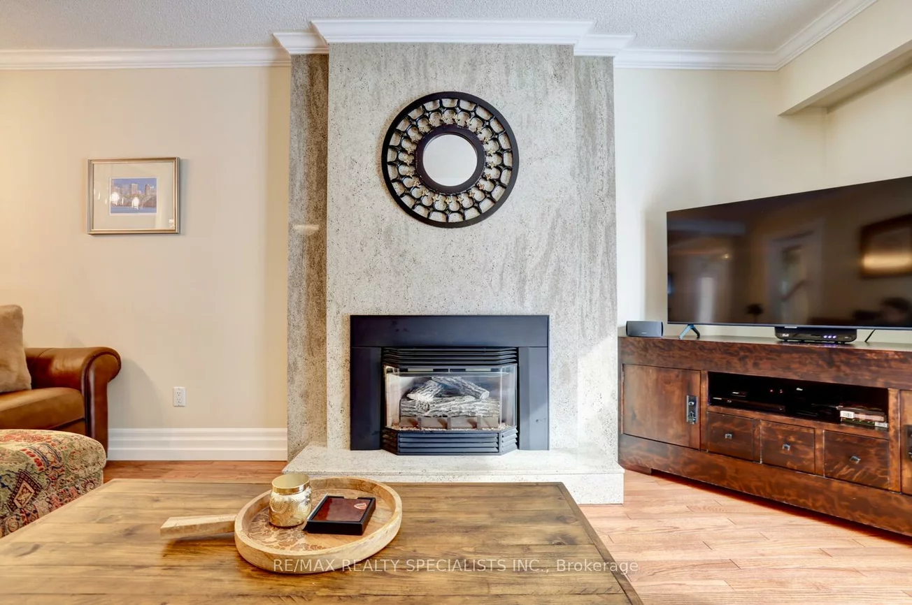 3097, Redstart, Erin Mills, Mississauga