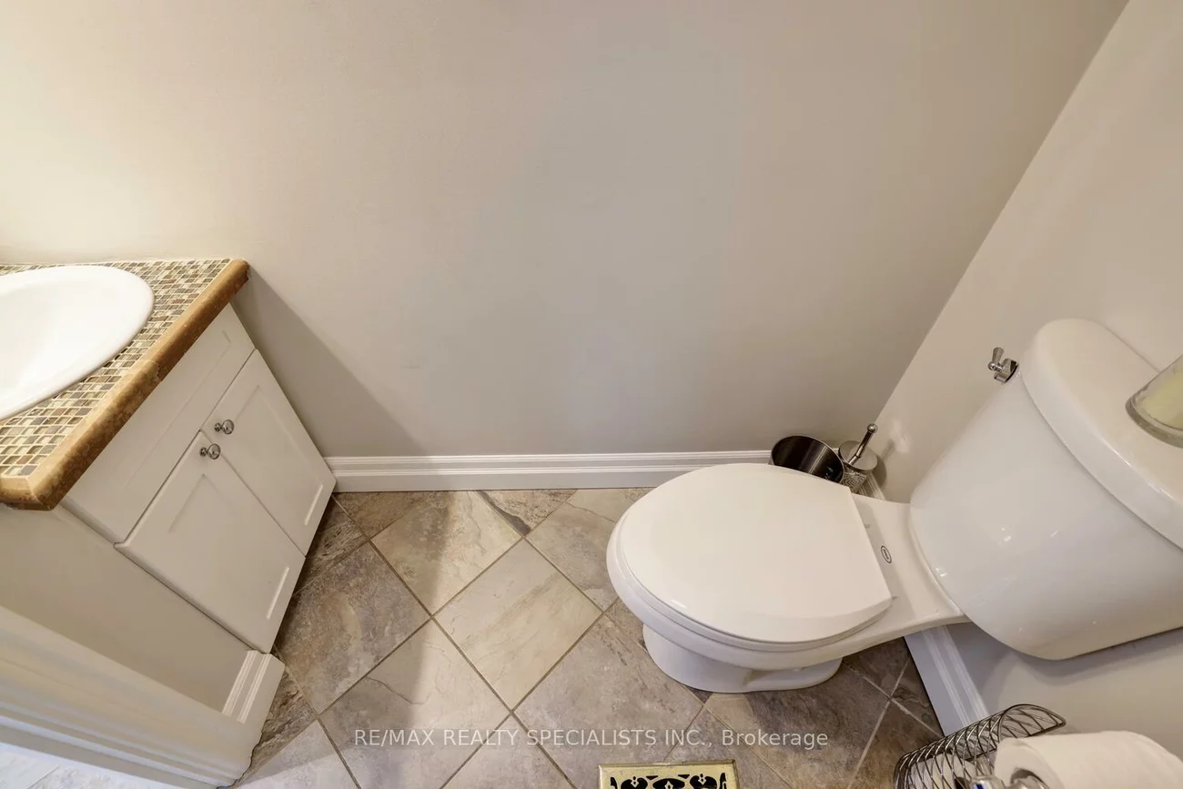 3097, Redstart, Erin Mills, Mississauga