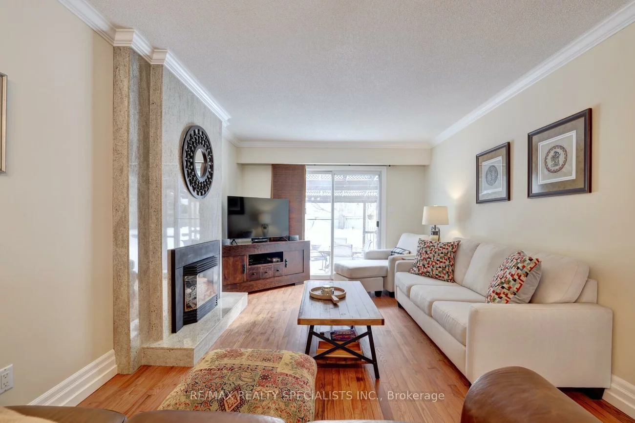 3097, Redstart, Erin Mills, Mississauga