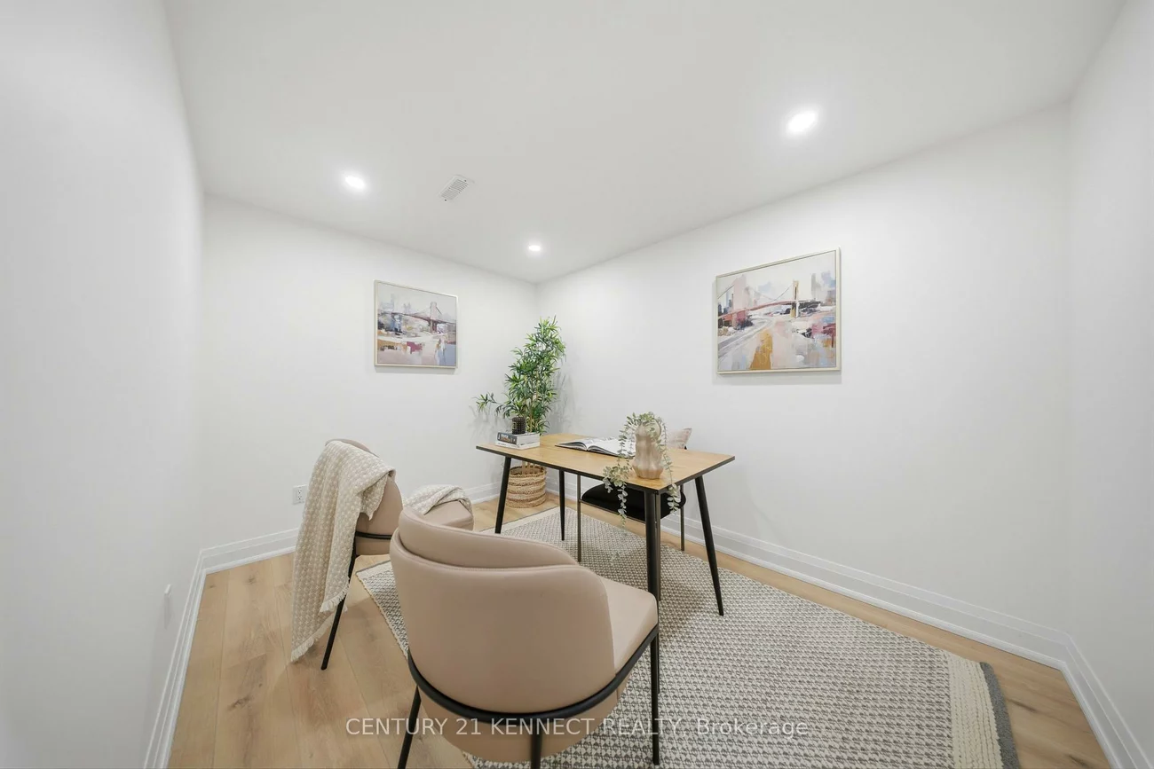 2121, Baynham, Cooksville, Mississauga