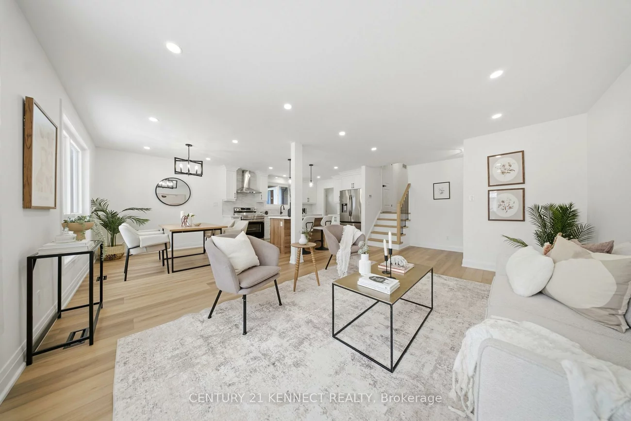 2121, Baynham, Cooksville, Mississauga