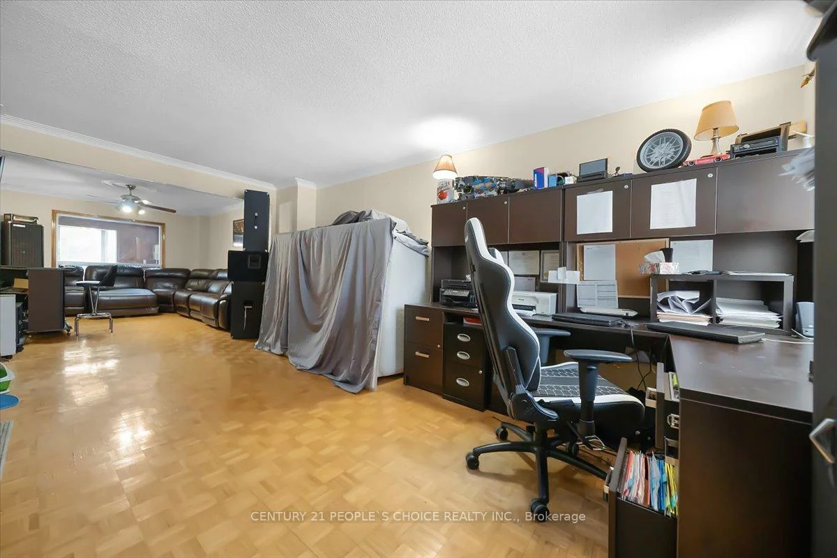 3431, Dorcas, Malton, Mississauga