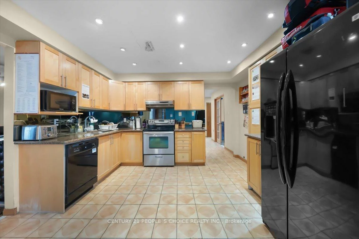 3431, Dorcas, Malton, Mississauga