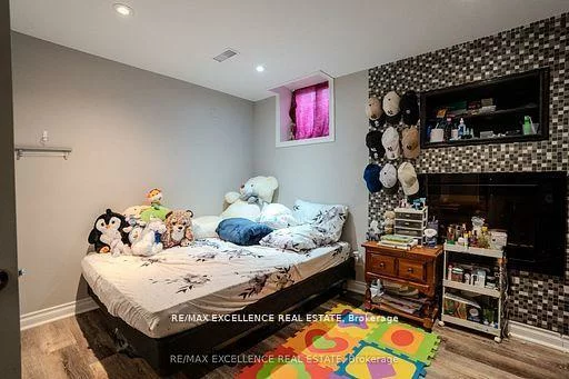 6839, Gracefield, Lisgar, Mississauga