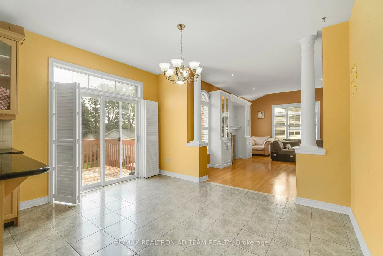 498, Tremblant, Meadowvale Village, Mississauga