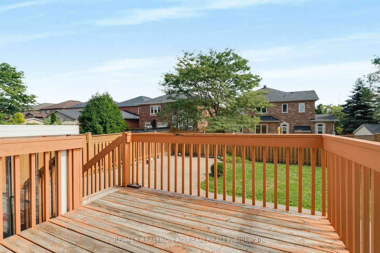 498, Tremblant, Meadowvale Village, Mississauga