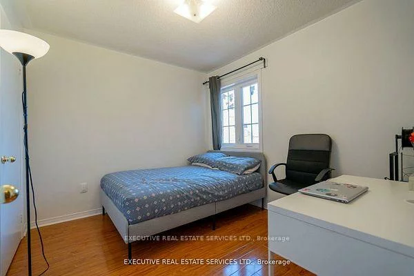 3873, Densbury, Lisgar, Mississauga