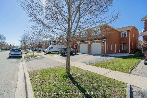 3873, Densbury, Lisgar, Mississauga