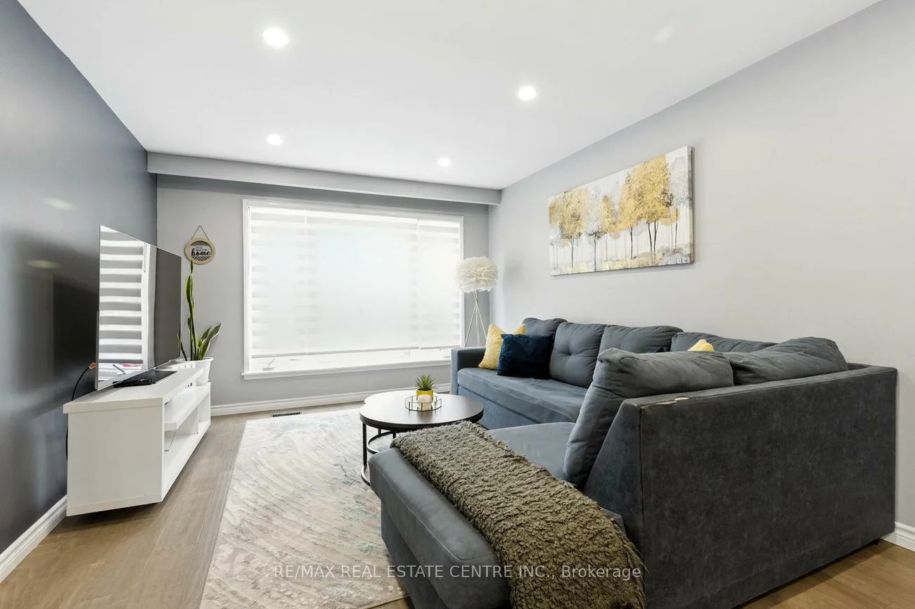 6423, Chaumont, Meadowvale, Mississauga