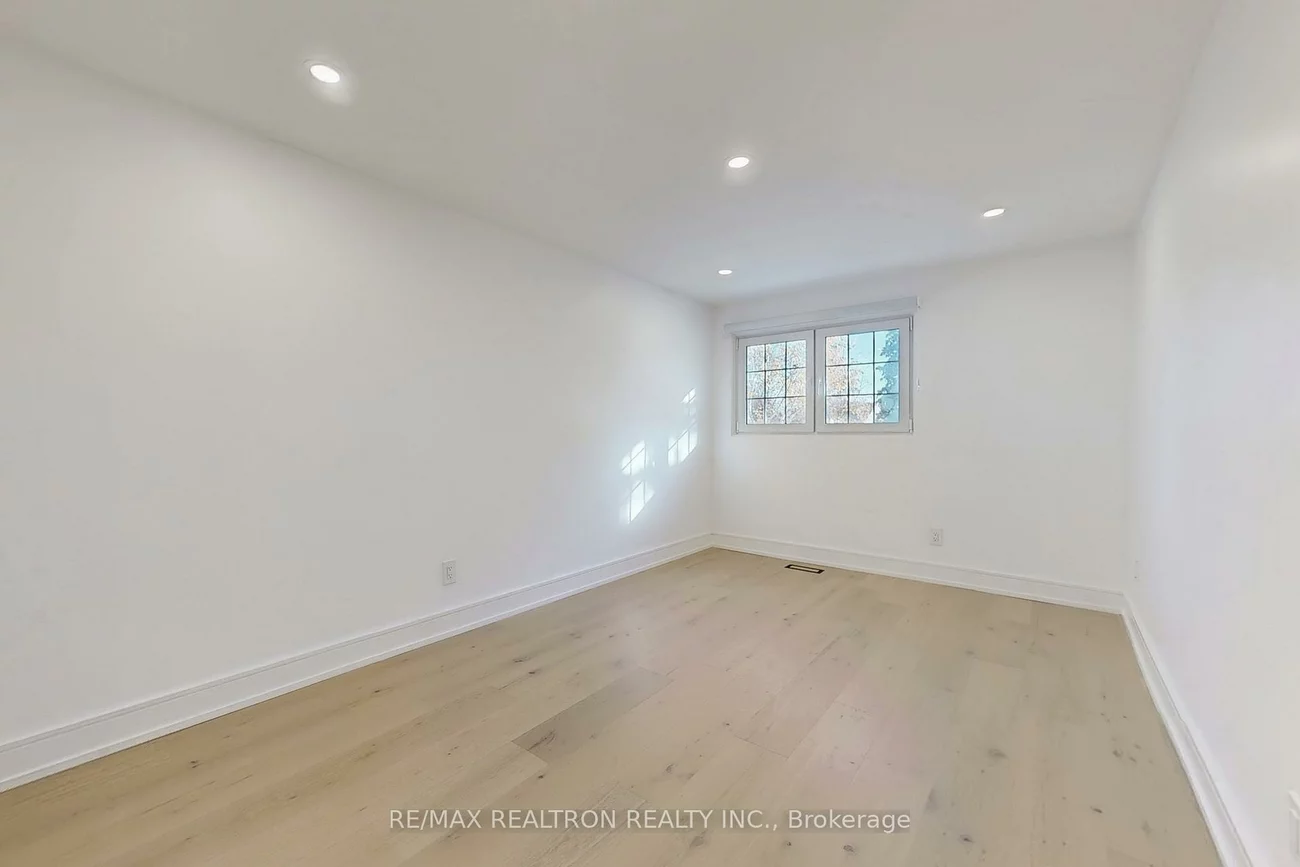 4115, Marigold, Erin Mills, Mississauga