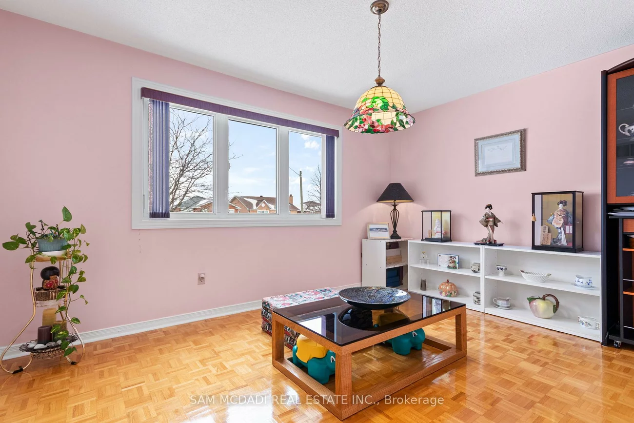 4461, Gladebrook, East Credit, Mississauga