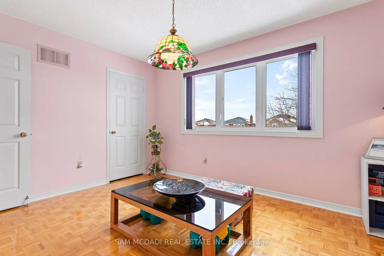 4461, Gladebrook, East Credit, Mississauga