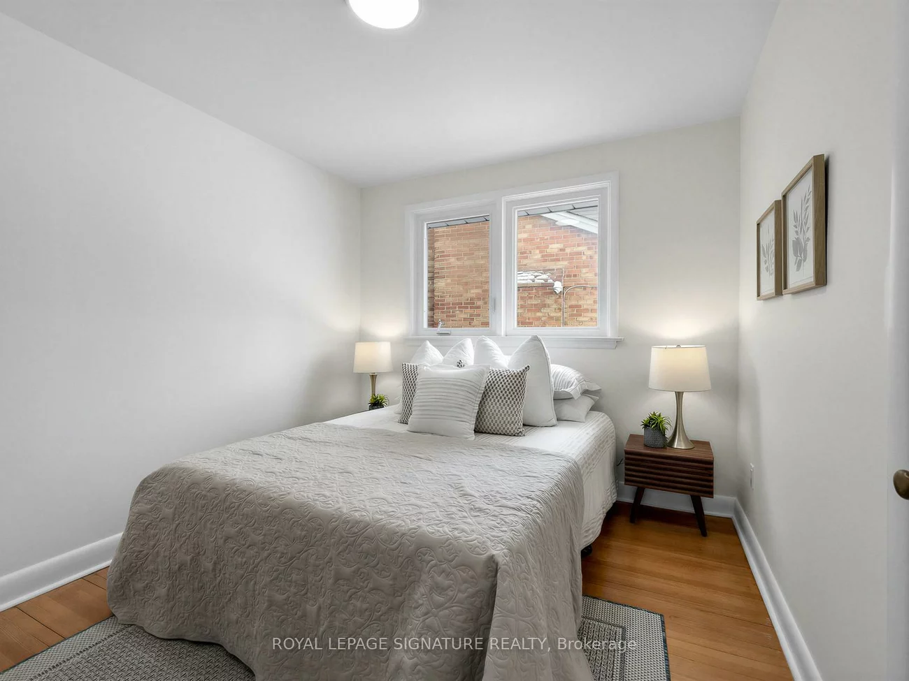 732, Melton, Lakeview, Mississauga