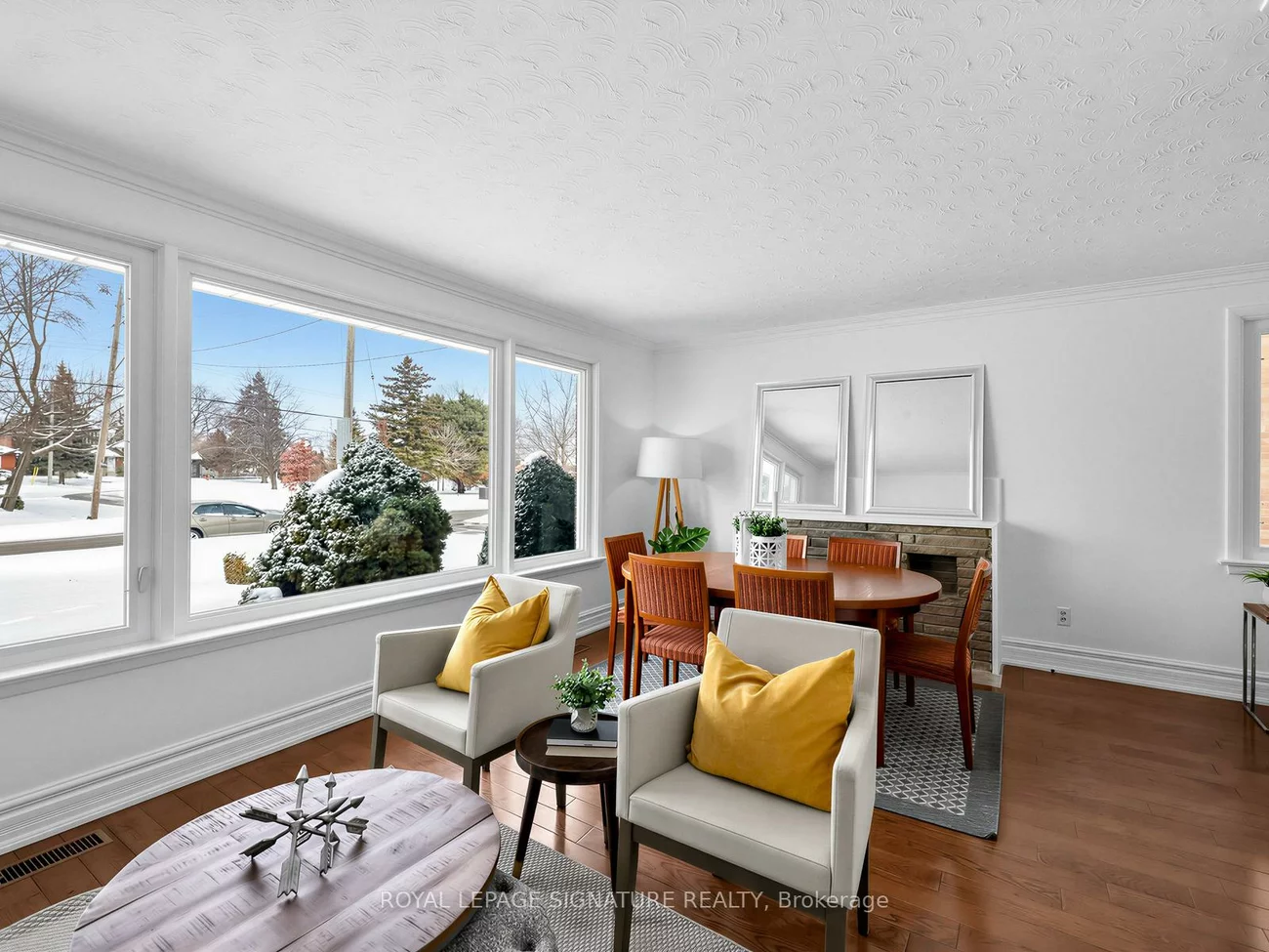 732, Melton, Lakeview, Mississauga