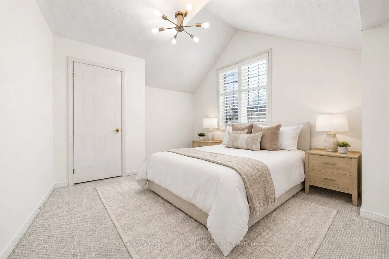 958, Irish Moss, Meadowvale Village, Mississauga