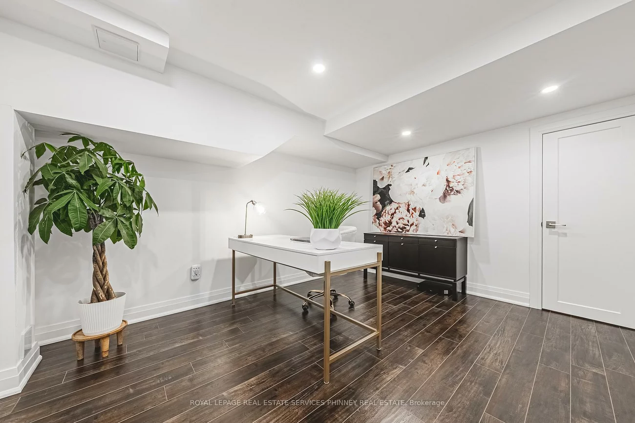 958, Irish Moss, Meadowvale Village, Mississauga